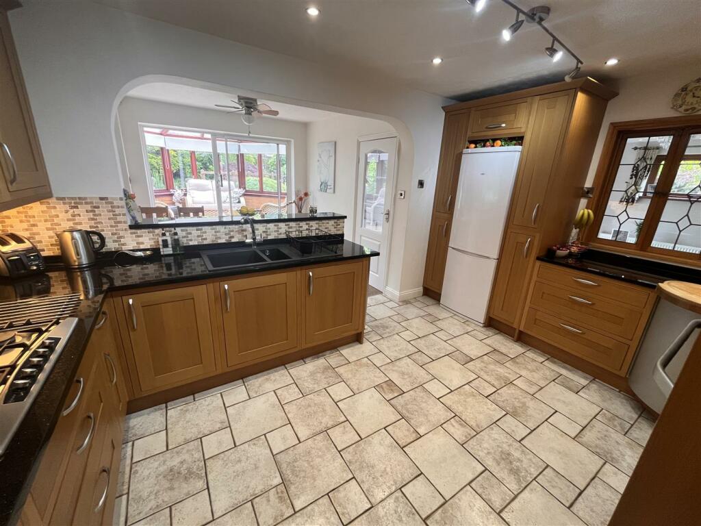 Additional property image - Church Street, Swadlincote