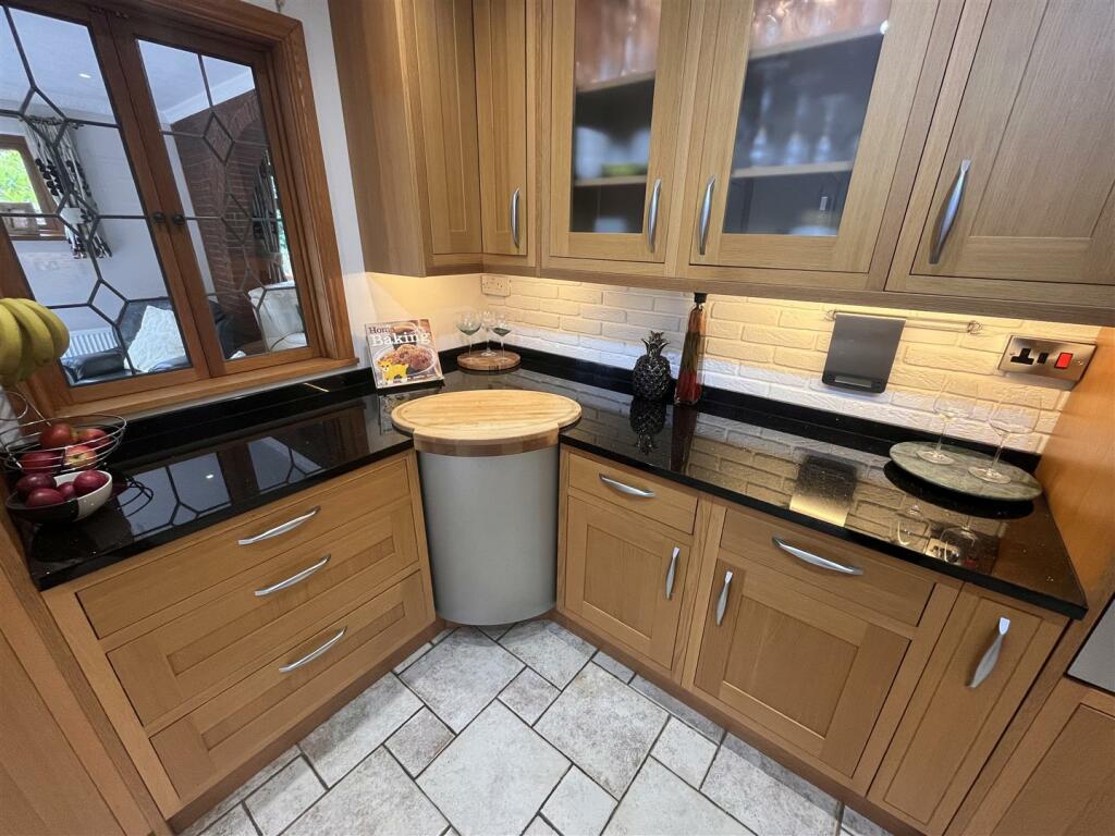 Additional property image - Church Street, Swadlincote