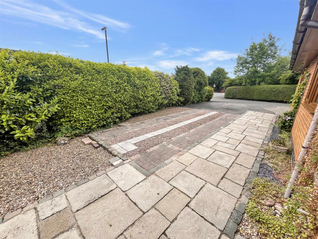 Additional property image - Church Street, Swadlincote