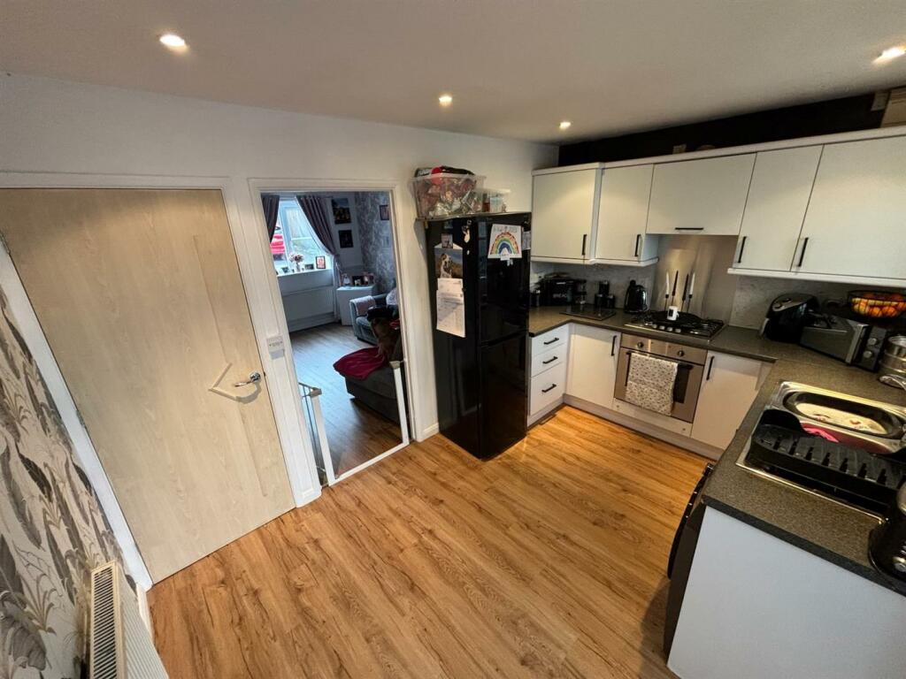 Additional property image - Anchor Close, Swadlincote