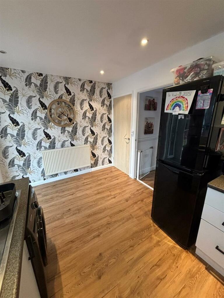 Additional property image - Anchor Close, Swadlincote