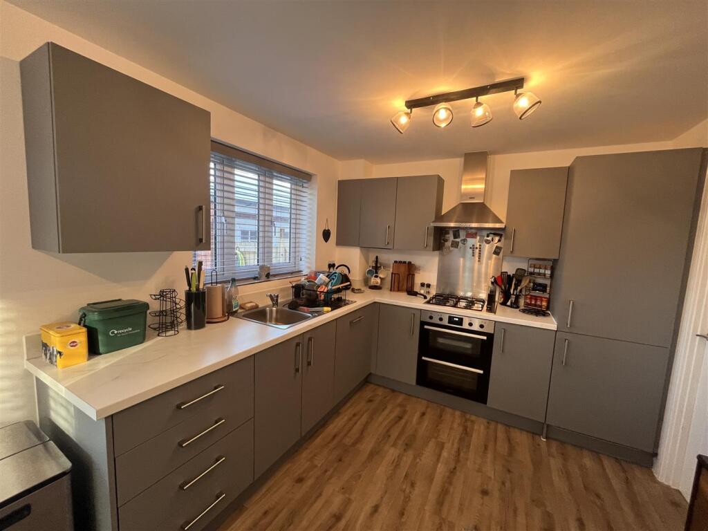 Additional property image - Kirtley Drive, Swadlincote