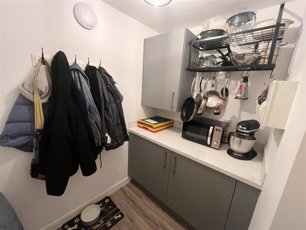 Additional property image - Kirtley Drive, Swadlincote