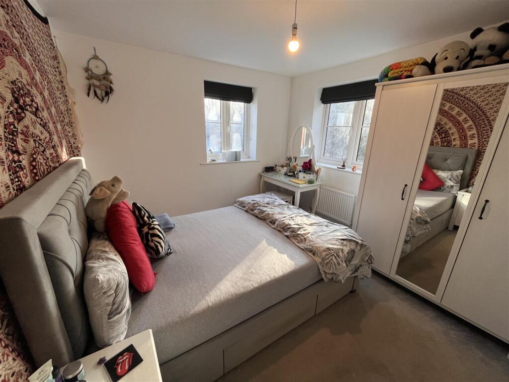 Additional property image - Kirtley Drive, Swadlincote