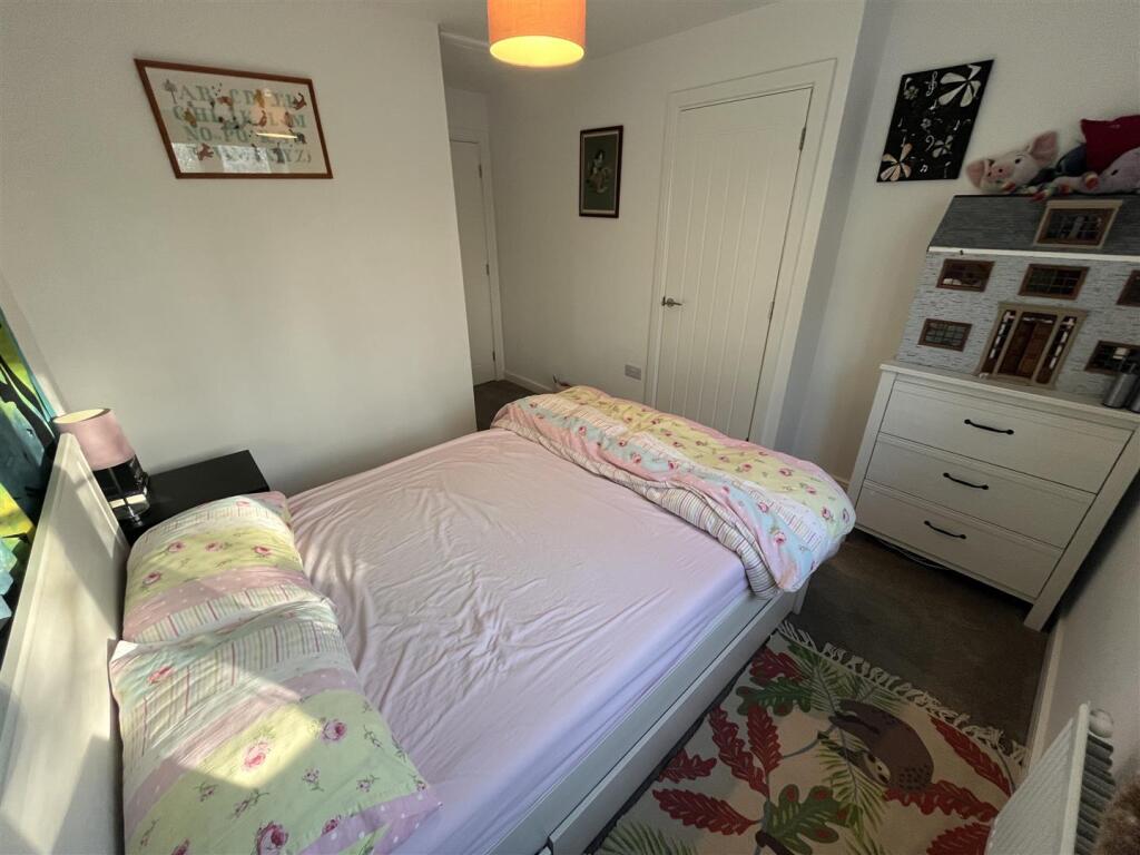Additional property image - Kirtley Drive, Swadlincote
