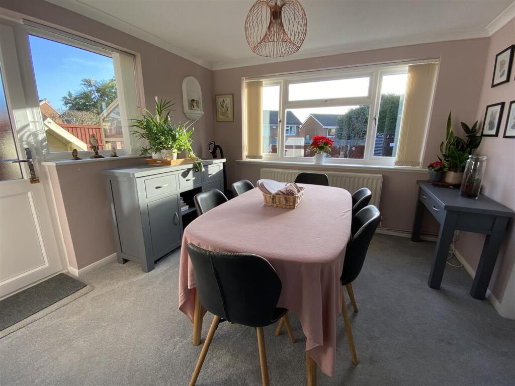 Additional property image - Tennyson Avenue, Swadlincote DE11 0DT