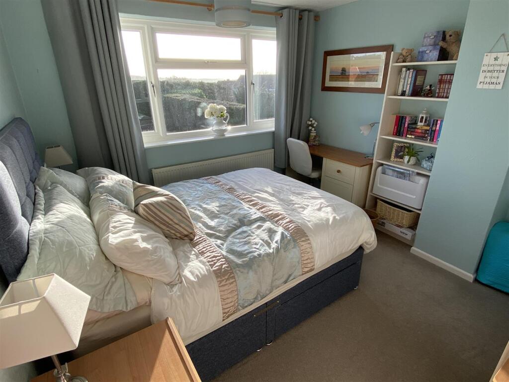 Additional property image - Tennyson Avenue, Swadlincote DE11 0DT