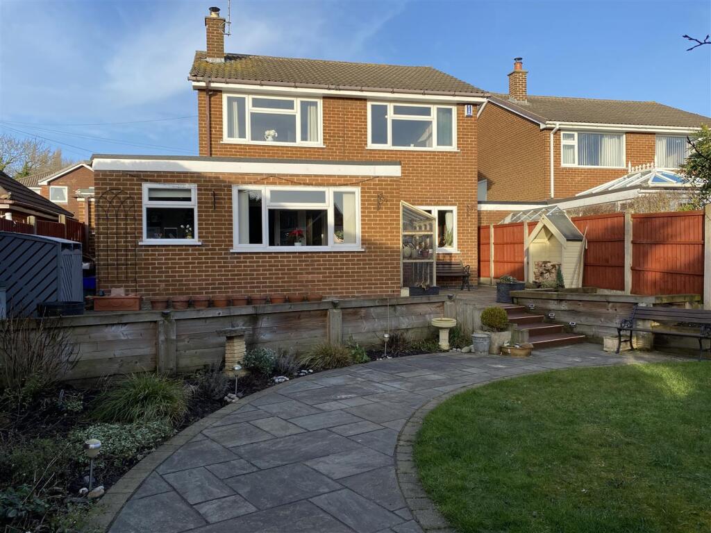 Additional property image - Tennyson Avenue, Swadlincote DE11 0DT