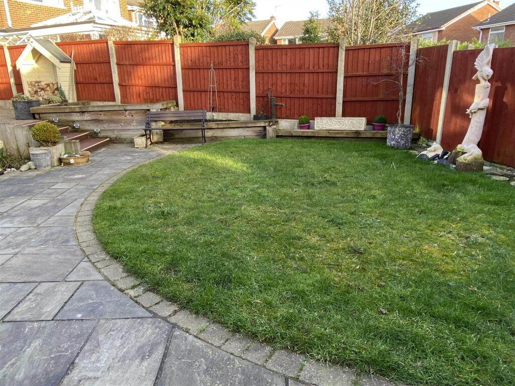 Additional property image - Tennyson Avenue, Swadlincote DE11 0DT