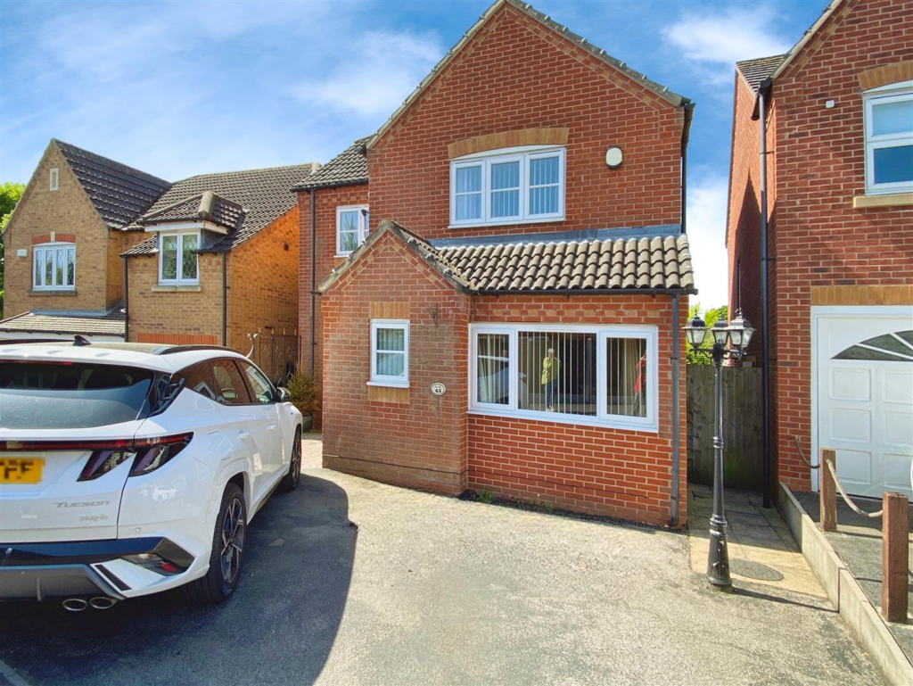 Main image of property: Bretby Hollow, Newhall, DE11 0PE