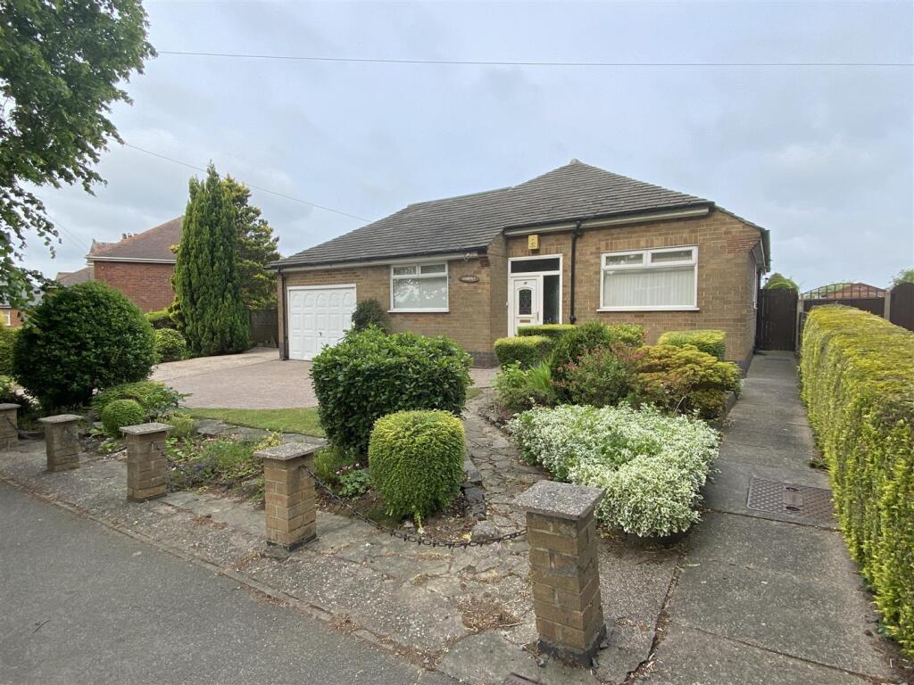 Main image of property: Springfield Road, Midway, DE11 0BY