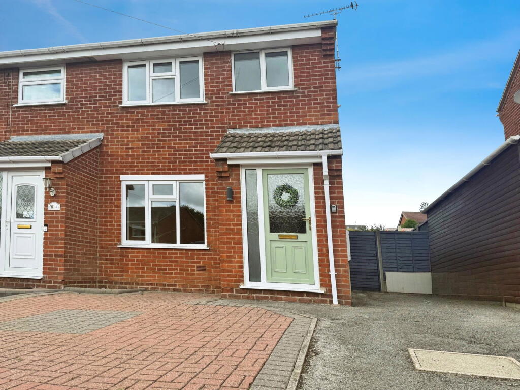 Main image of property: Fairfield Crescent, Newhall, DE11 0SX