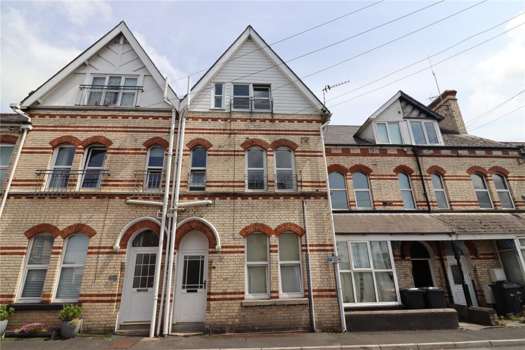 5 bedroom property