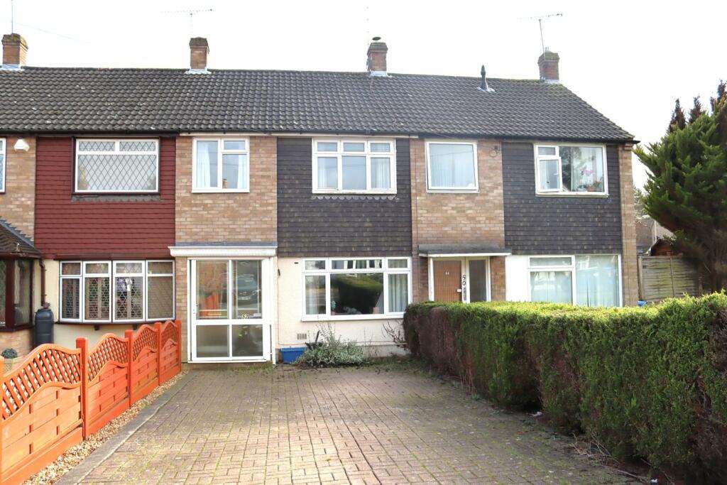 3 bedroom terraced house for sale in Rectory Road, Farnborough, GU14