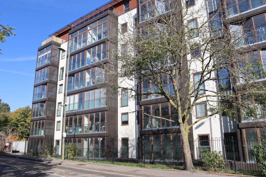 Main image of property: Farnborough Road, Farnborough, GU14