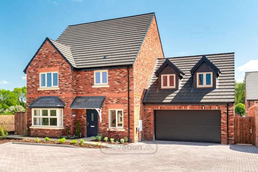 4 bedroom detached house for sale in Nash Road, Great Horwood, Milton