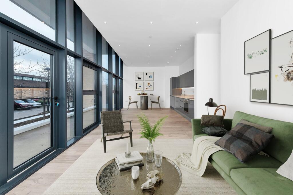 Main image of property: Silbury Boulevard, Miltton Keynes, Milton Keynes, MK9