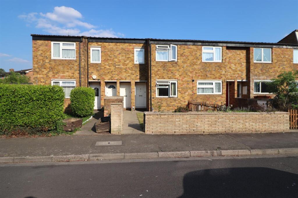 Main image of property: St. Clement Close, Uxbridge