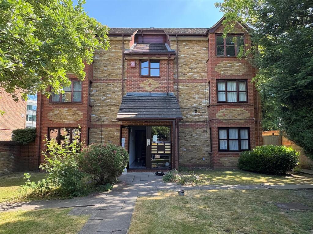 Main image of property: Whitehall Road, Uxbridge