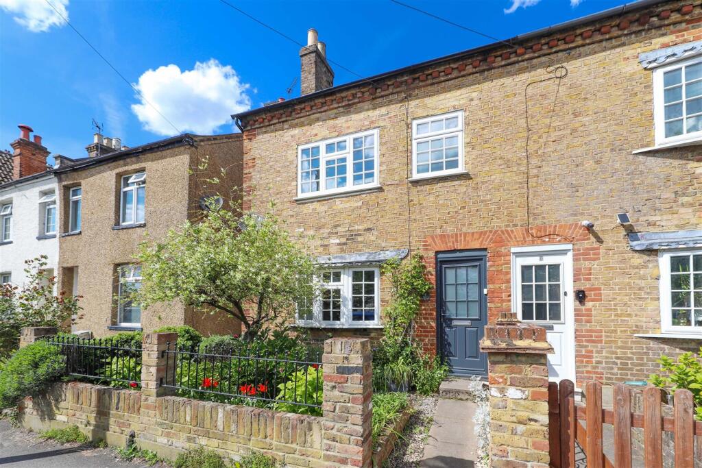 Main image of property: Wellington Road, Uxbridge
