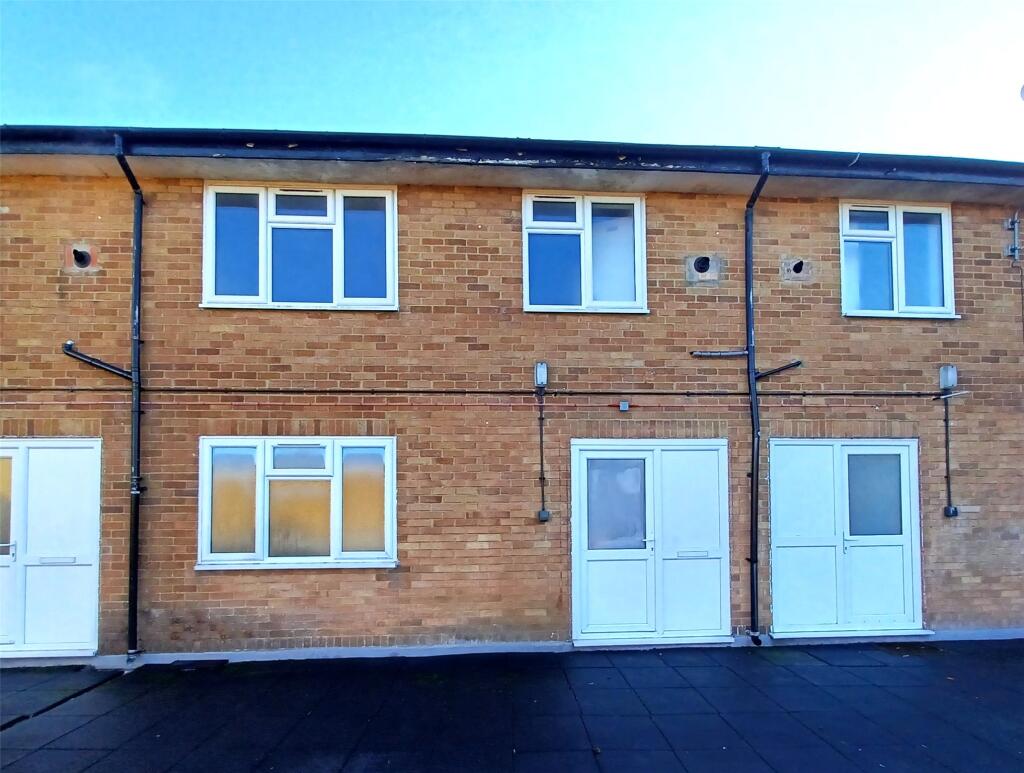 Main image of property: High Street, Witney, Oxfordshire, OX28