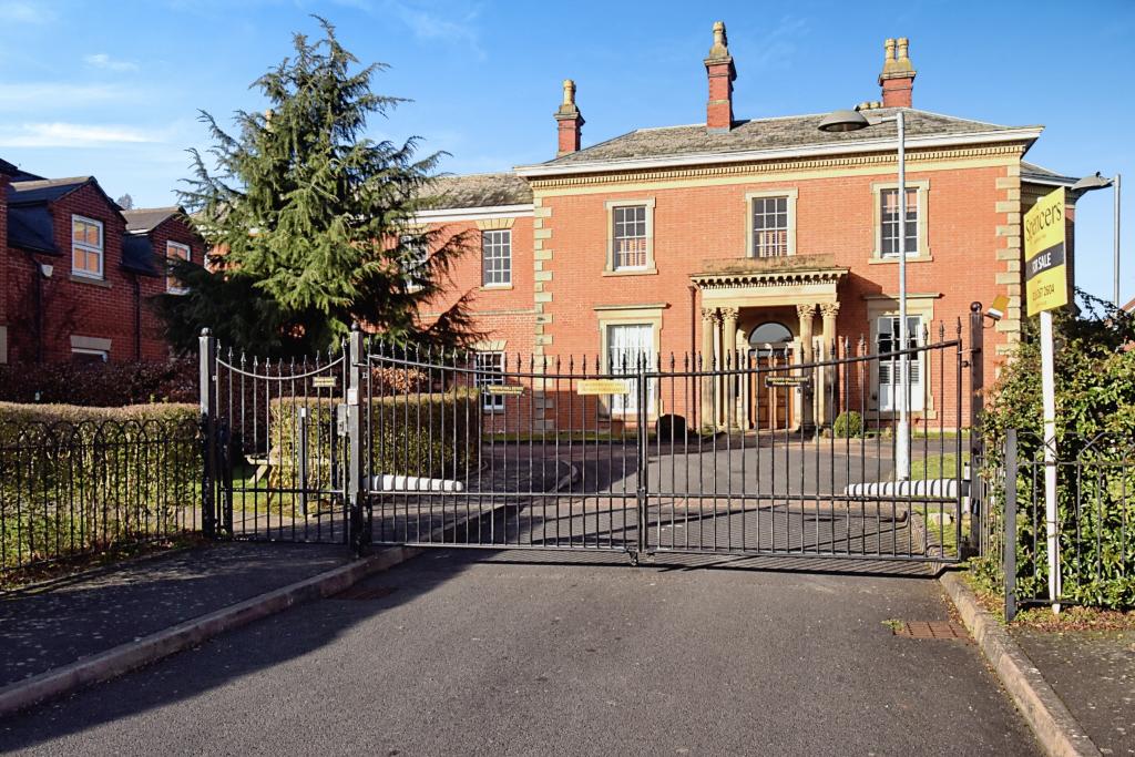 2 bedroom semidetached house for sale in Edith Murphy Close, Birstall, Leicester