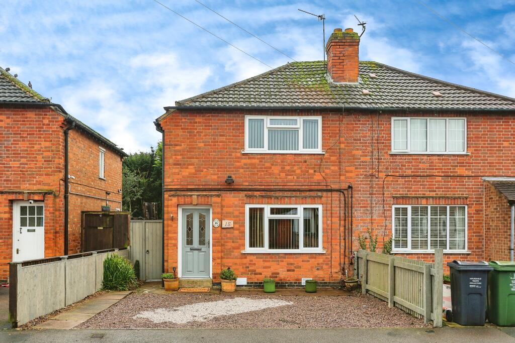3 bedroom semidetached house for sale in Paget Avenue, Birstall, Leicester, Leicestershire, LE4