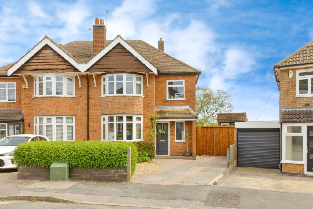 Main image of property: Ryegate Crescent, Birstall, Leicester, Leicestershire, LE4