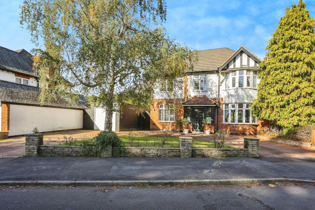 Main image of property: Roman Road, Birstall, Leicester, Leicestershire, LE4