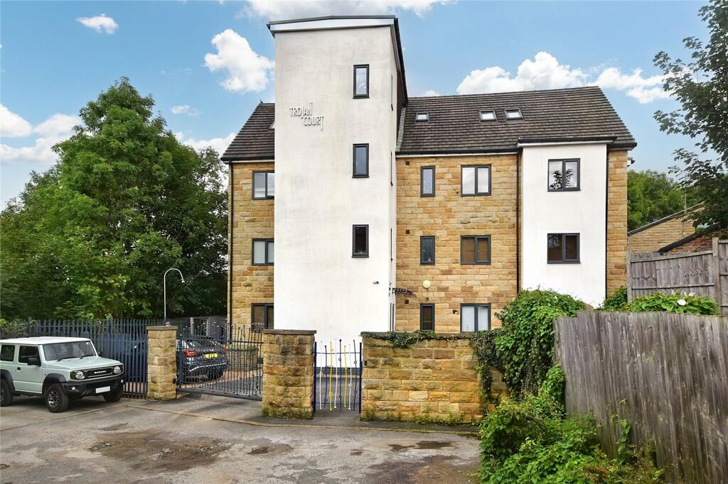 1 bedroom apartment for sale in 7 Trojan Court, Troy Hill, Morley