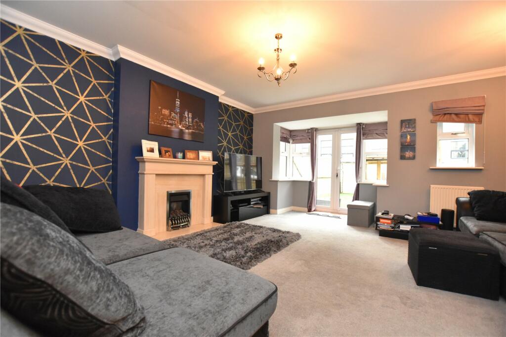 Additional property image - Moor Top, Drighlington, Bradford
