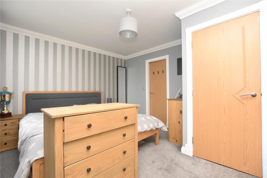 Additional property image - Moor Top, Drighlington, Bradford