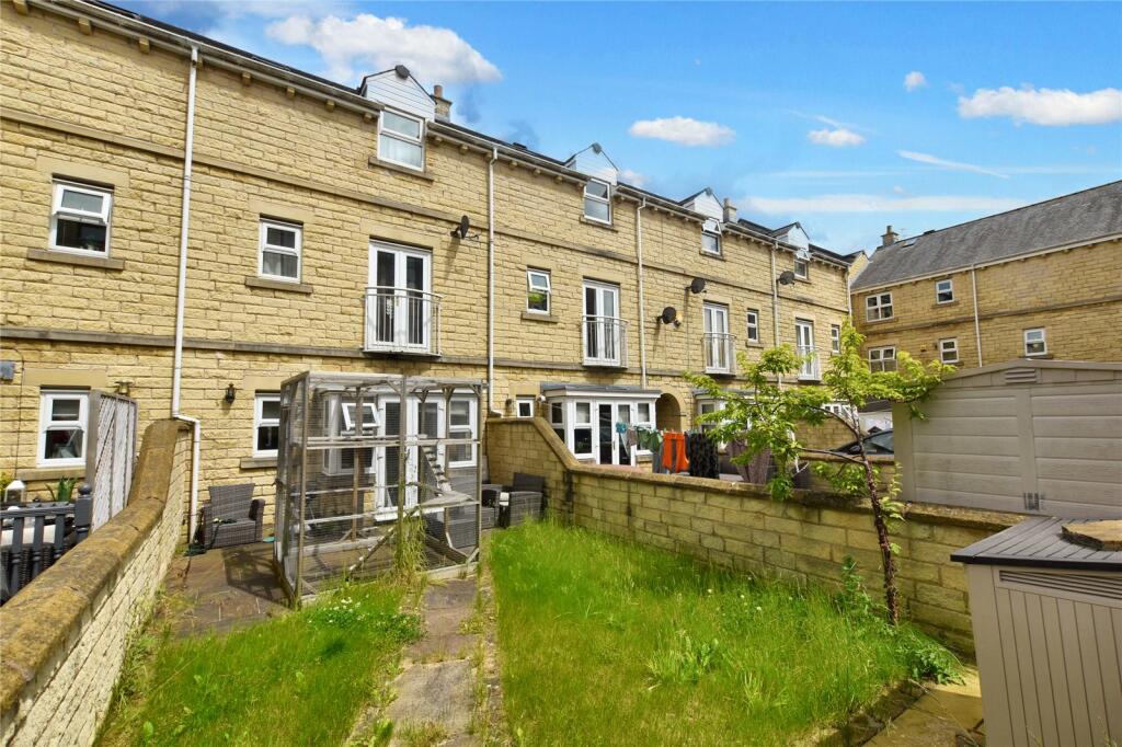 Additional property image - Moor Top, Drighlington, Bradford