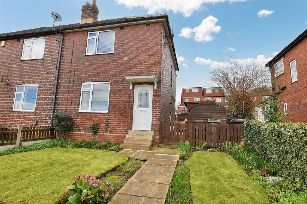 2 bedroom end of terrace house for sale in William Street, Churwell