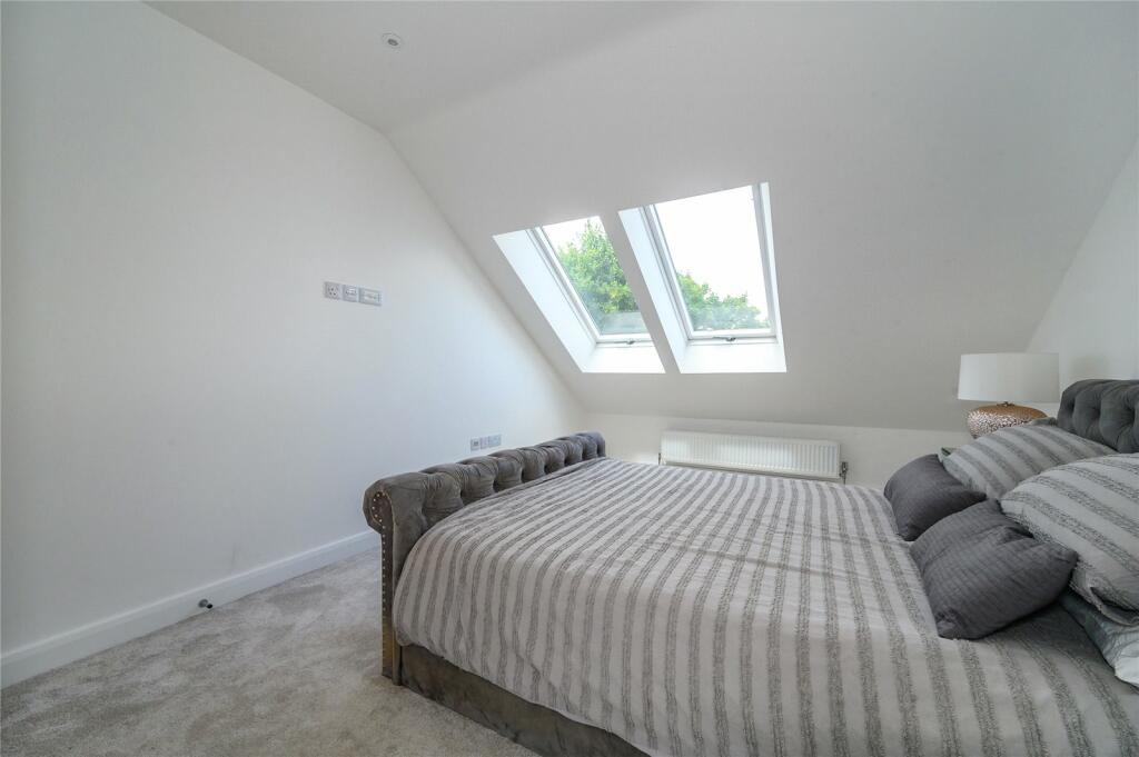Additional property image - Wakefield Road, Drighlington, Bradford, West Yorkshire