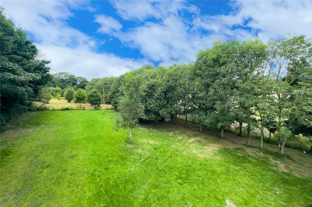 Additional property image - Wakefield Road, Drighlington, Bradford, West Yorkshire