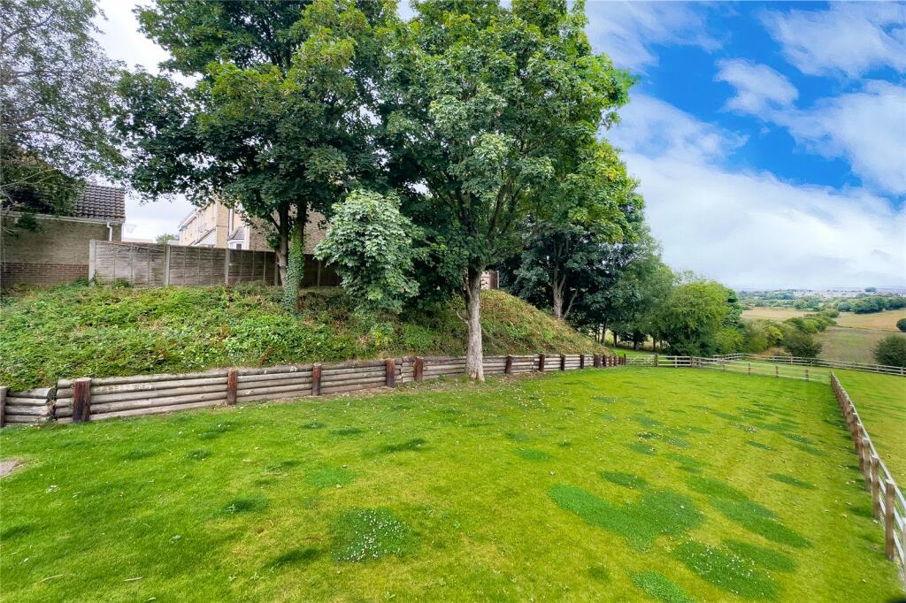 Additional property image - Wakefield Road, Drighlington, Bradford, West Yorkshire