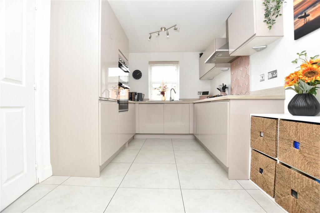 Additional property image - Crocus Drive, Drighlington, Bradford, West Yorkshire