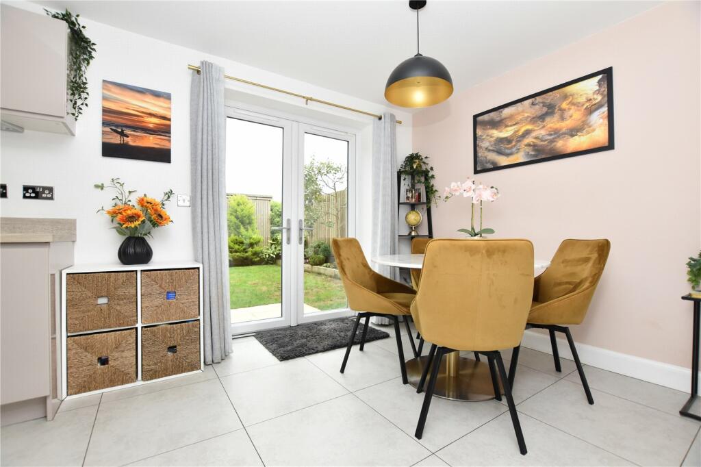 Additional property image - Crocus Drive, Drighlington, Bradford, West Yorkshire