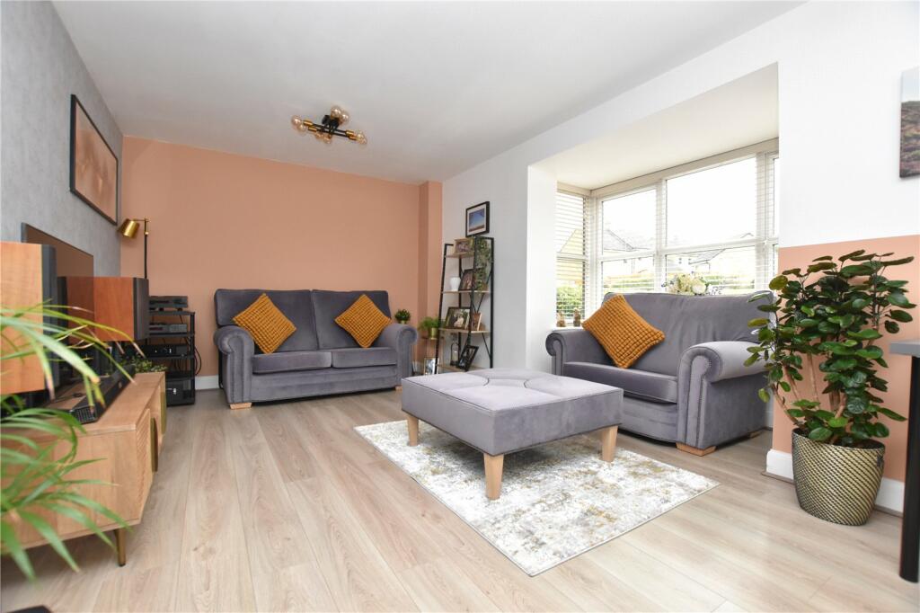 Additional property image - Crocus Drive, Drighlington, Bradford, West Yorkshire