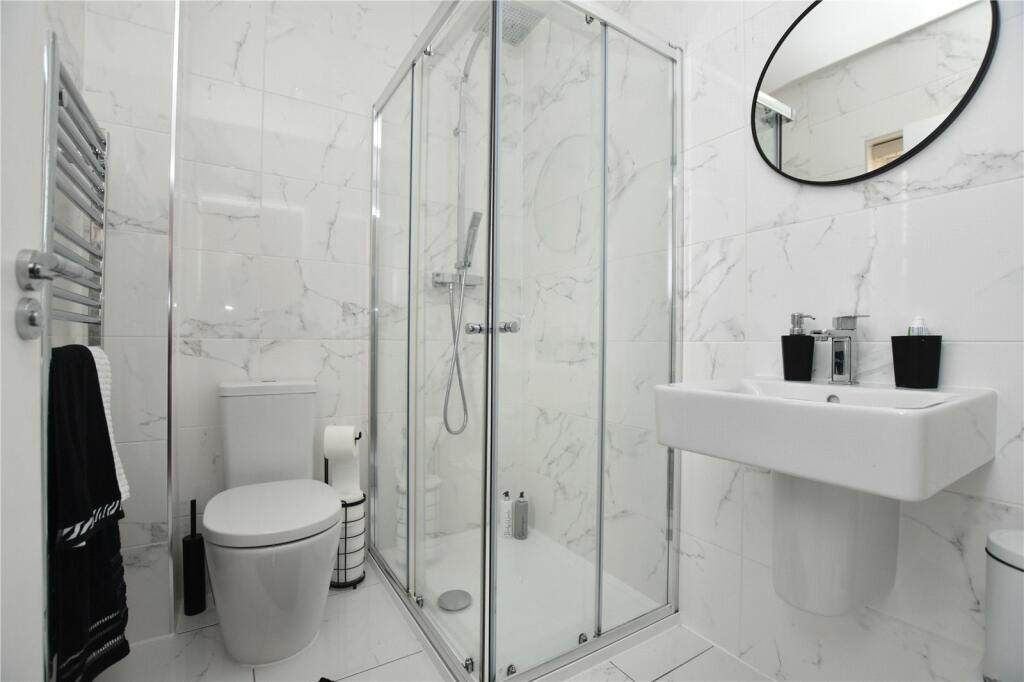 Additional property image - Crocus Drive, Drighlington, Bradford, West Yorkshire