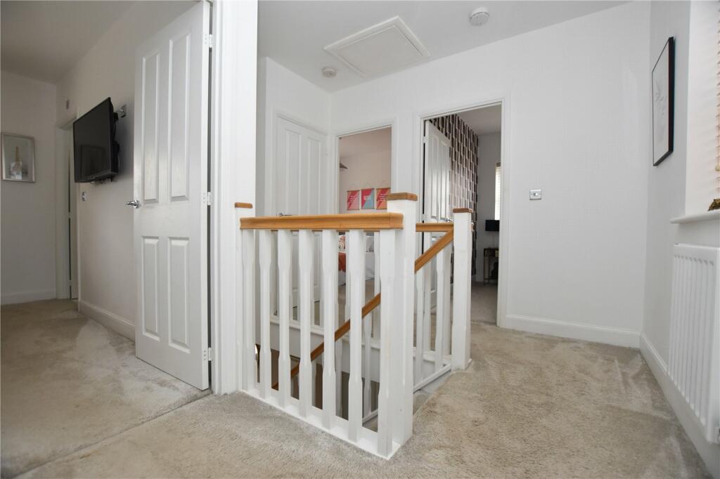 Additional property image - Crocus Drive, Drighlington, Bradford, West Yorkshire