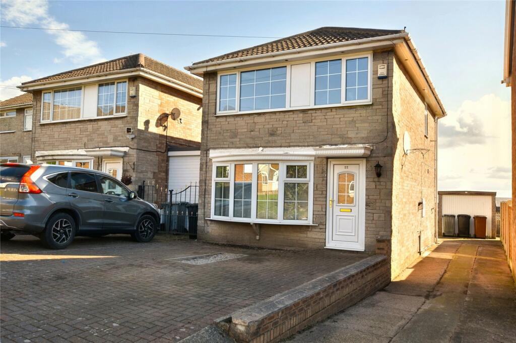 3 bedroom detached house for sale in Cherry Tree Walk, East Ardsley ...