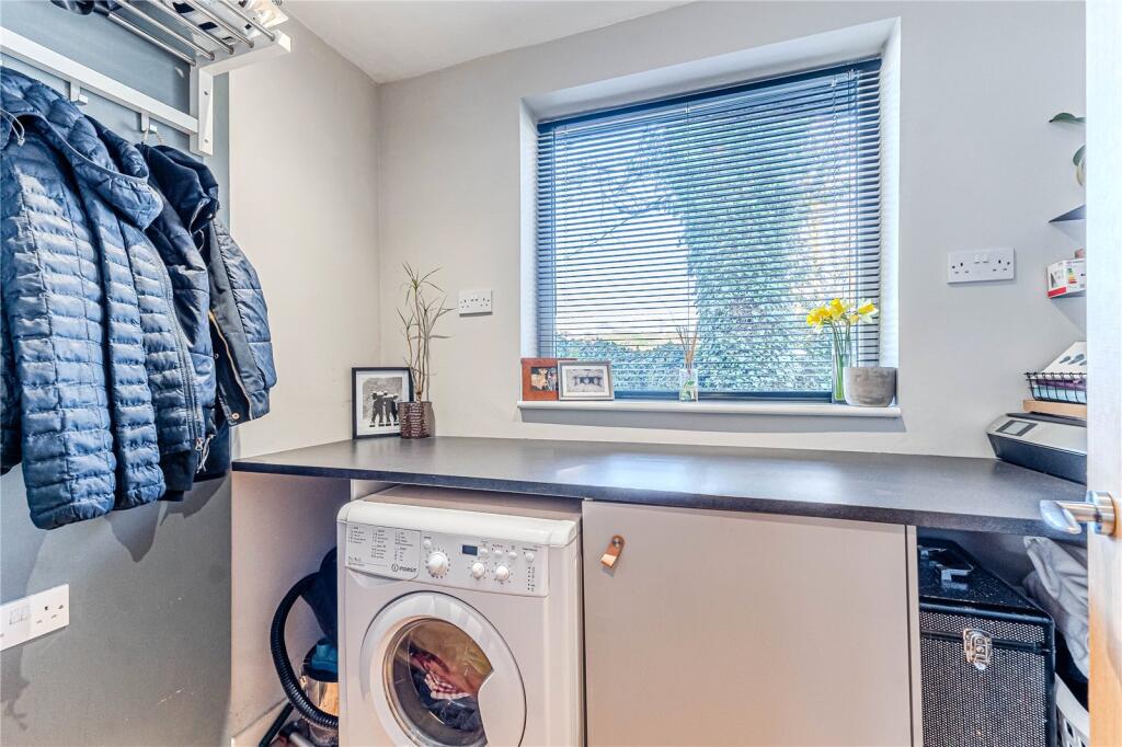 Additional property image - Lower Lane, Little Gomersal, West Yorkshire