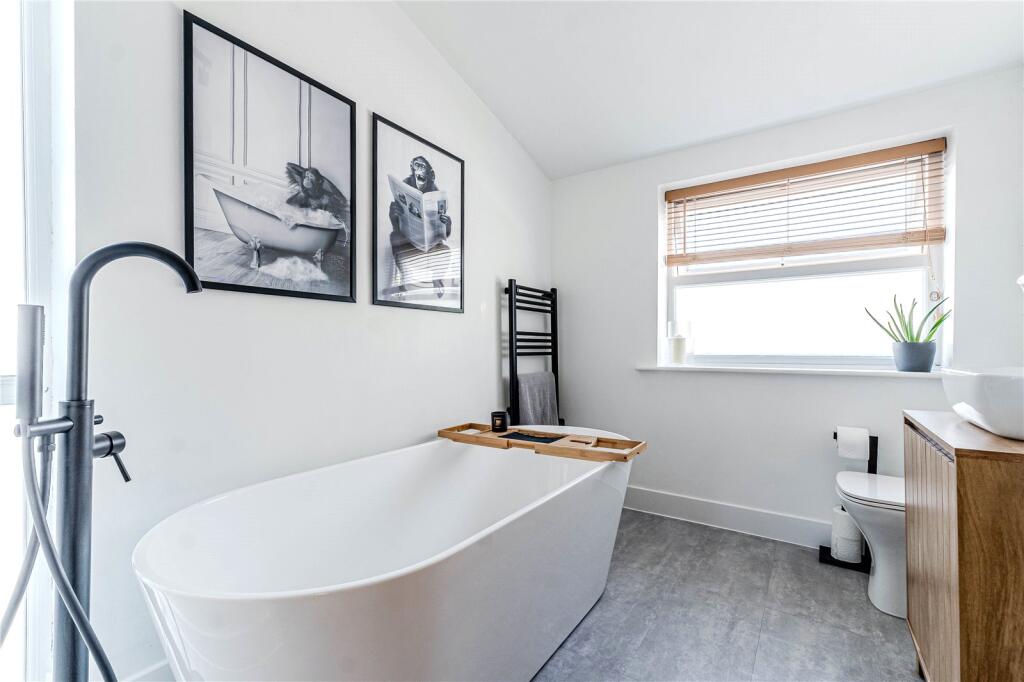 Additional property image - Lower Lane, Little Gomersal, West Yorkshire