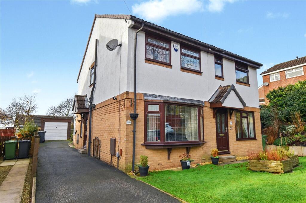 Main image of property: Charnwood Bank, Batley, West Yorkshire