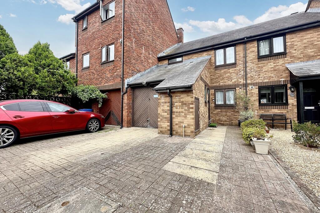 Main image of property: Poole