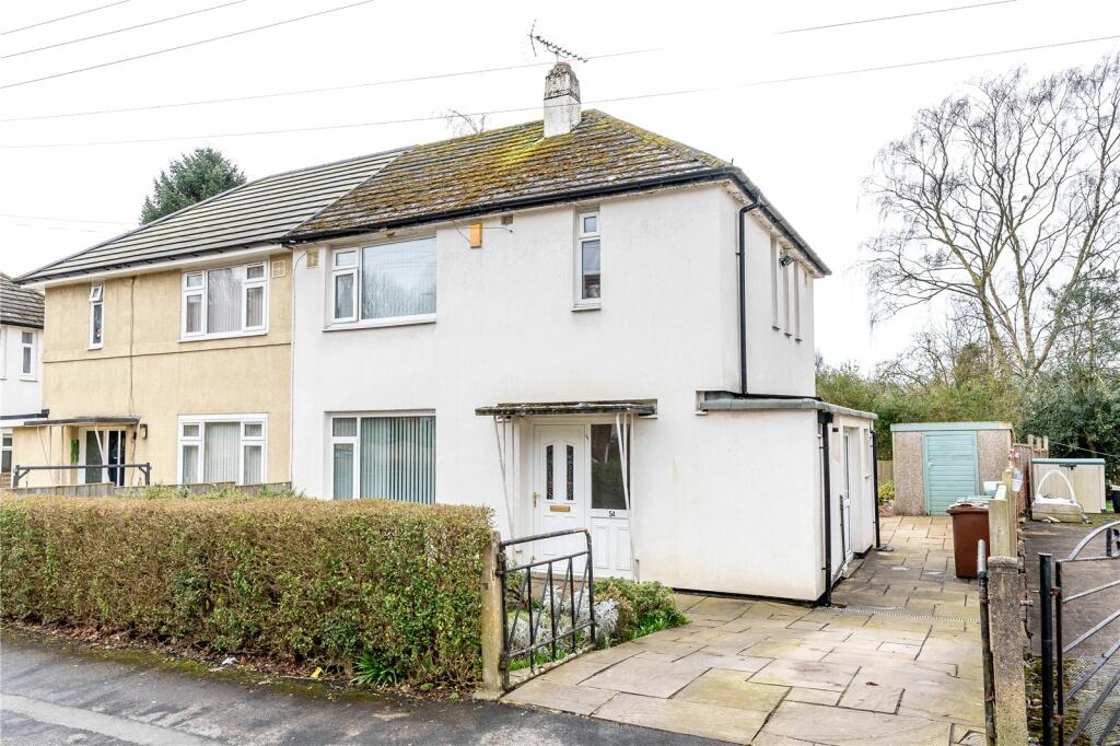 2 bedroom semidetached house for sale in Lingfield View, Leeds, West