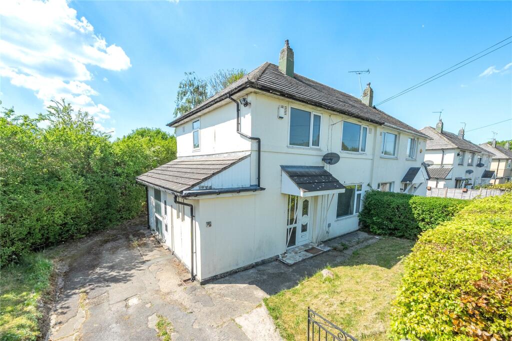 Main image of property: Deanswood Drive, Leeds, West Yorkshire