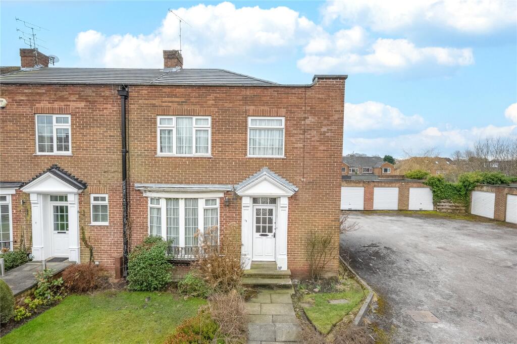 Main image of property: Sandmoor Mews, Leeds, West Yorkshire